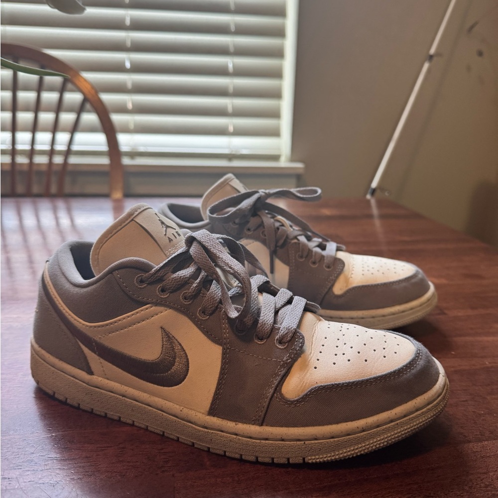 Wmns Air Jordan 1 Low SE 'Light Steel Grey'